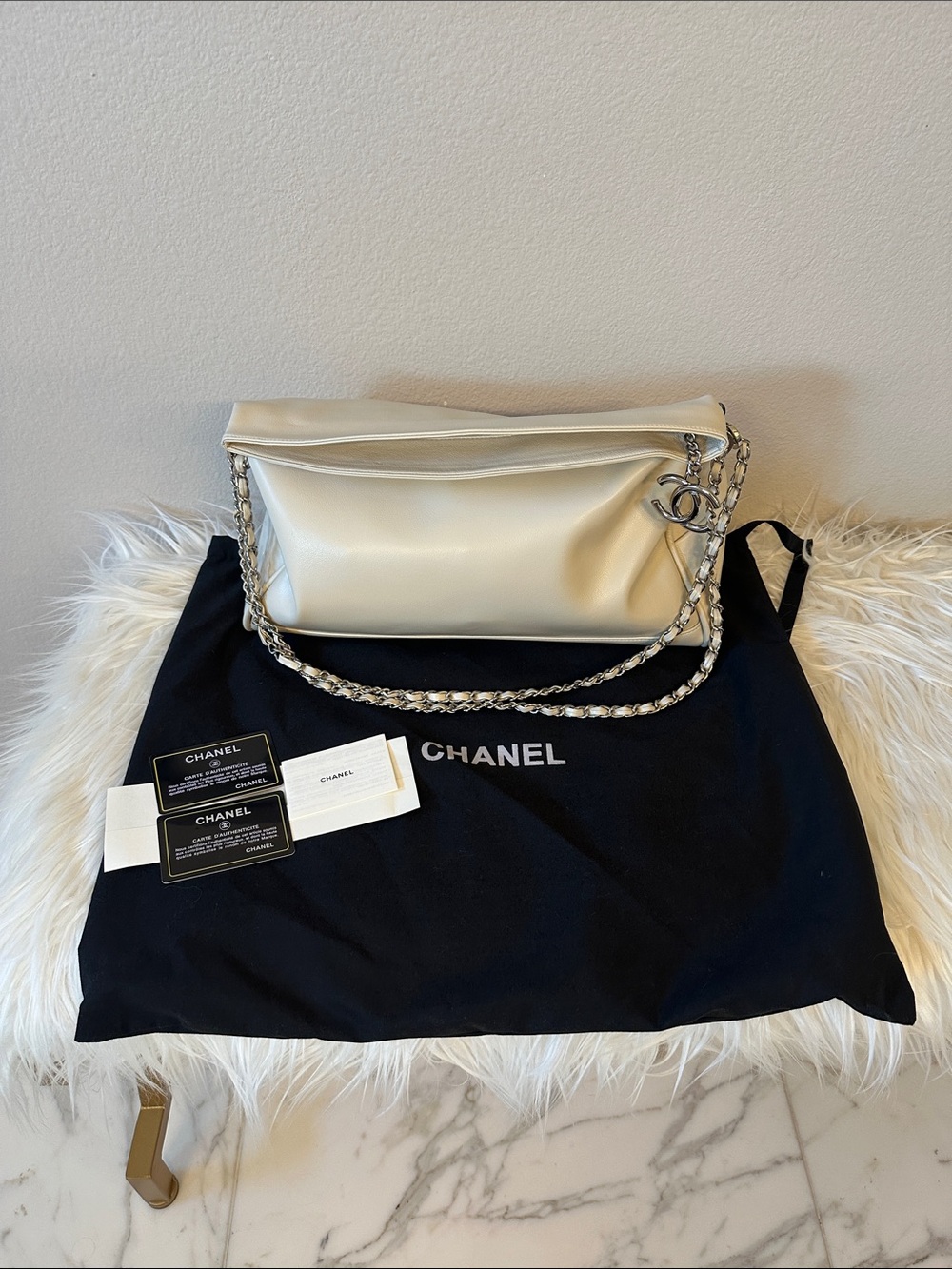 CHANEL Cream Faux Leather Shoulder Bag with Chain Strap and CC Charm